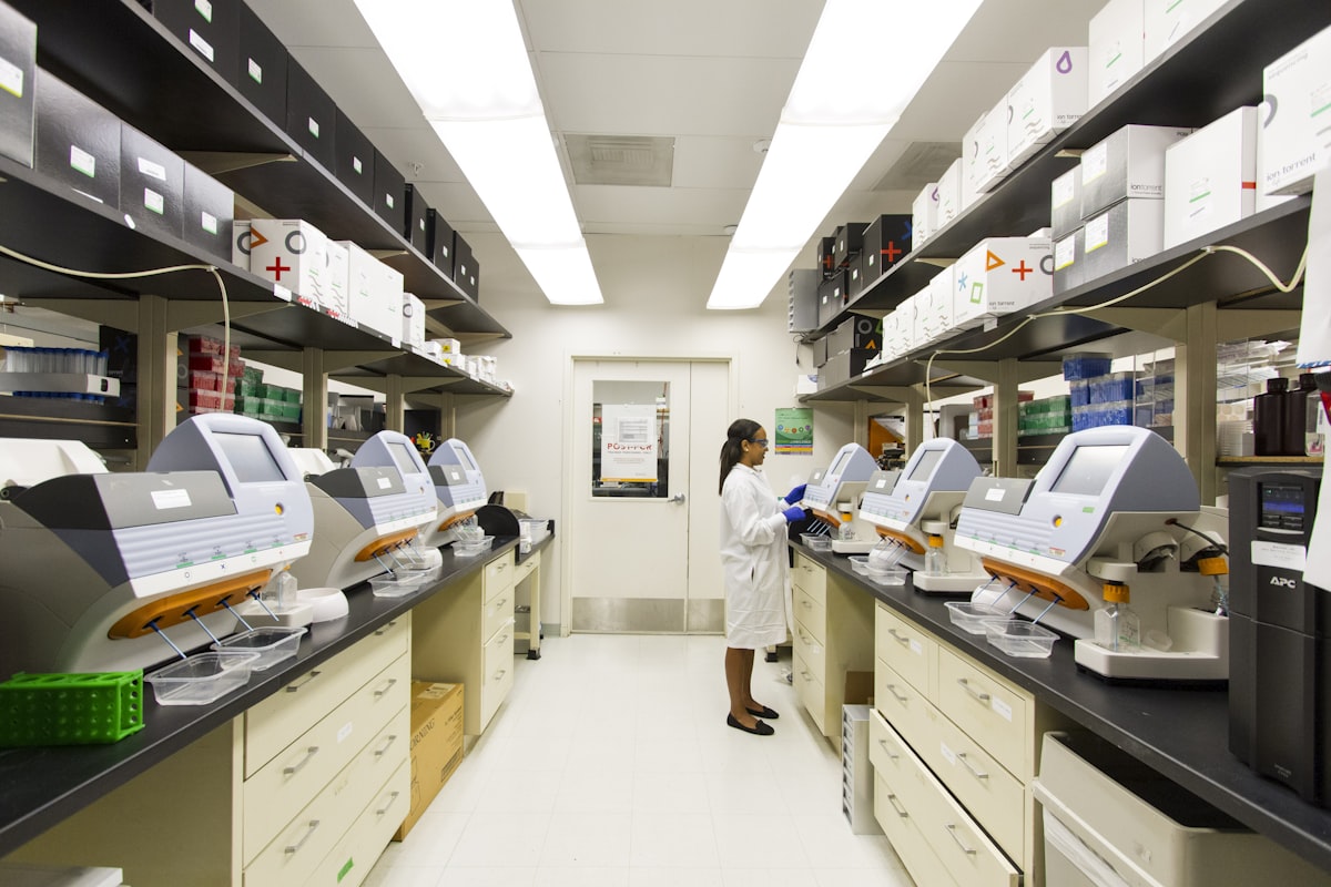 Pathology laboratory workspace